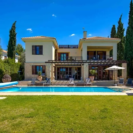 Villa 3 Bedroom Kedros With Private Pool And Hot Tub, Aphrodite Hills Kouklia