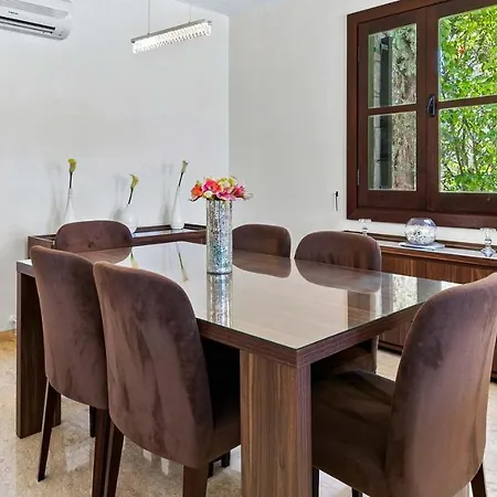 3 Bedroom Kedros With Private Pool And Hot Tub, Aphrodite Hills