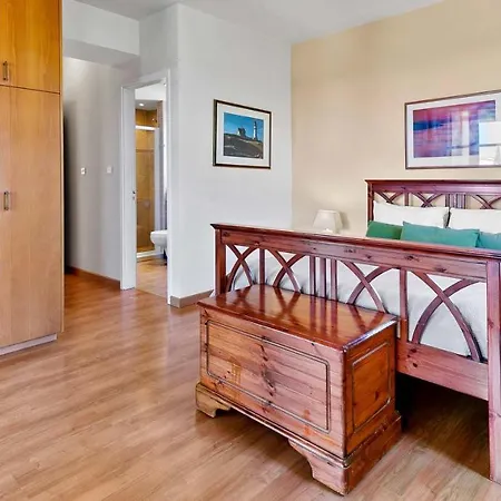 3 Bedroom Kedros With Private Pool And Hot Tub, Aphrodite Hills *