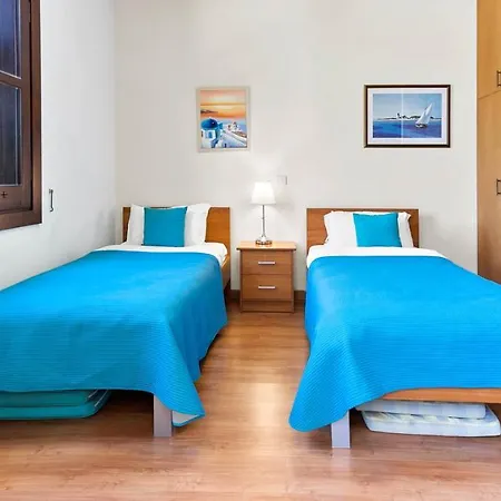 3 Bedroom Kedros With Private Pool And Hot Tub, Aphrodite Hills *