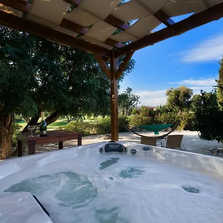 3 Bedroom Kedros With Private Pool And Hot Tub, Aphrodite Hills *