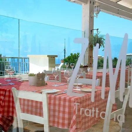3 Bedroom Kedros With Private Pool And Hot Tub, Aphrodite Hills